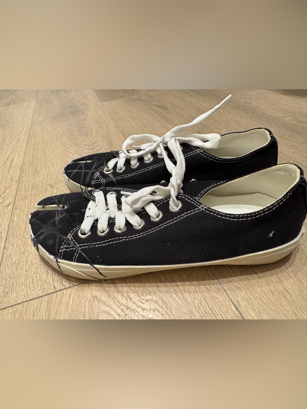 Madison Margiela Tabi canvas sneakers
